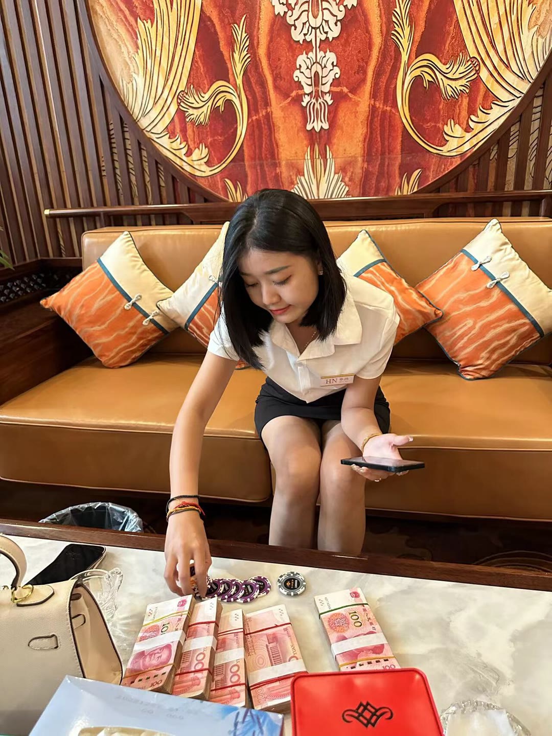 新生儿吃鱼肝油还需要补钙吗？鱼肝油和钙是不相等的